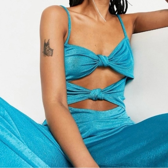 TOPSHOP CutOut Sleeveless Wide Leg Jumpsuit - Picture 7 of 8